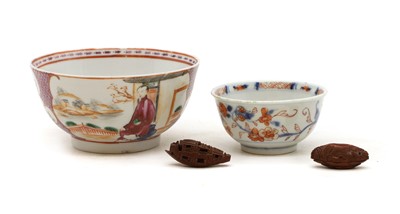 Lot 85 - Two Chinese porcelain tea bowls
