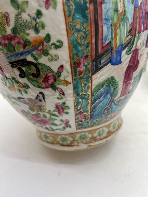 Lot 71 - A collection of Chinese Canton famille rose