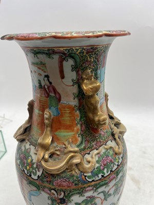 Lot 71 - A collection of Chinese Canton famille rose