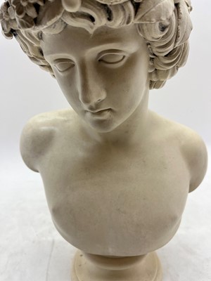 Lot 100 - A Parian Ware bust