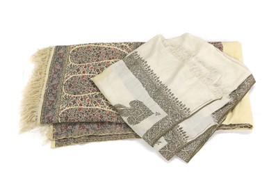 Lot 452 - A group of wool shawls