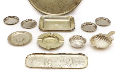 Lot 32 - A group of silver dishes