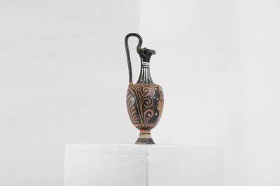 Lot 86 - An Apulian classical red-figure trefoil oinochoe