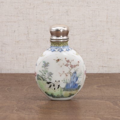 Lot 159 - A Chinese Peking glass snuff bottle
