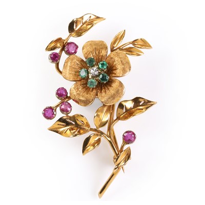 Lot 92 - An emerald, diamond and ruby floral brooch
