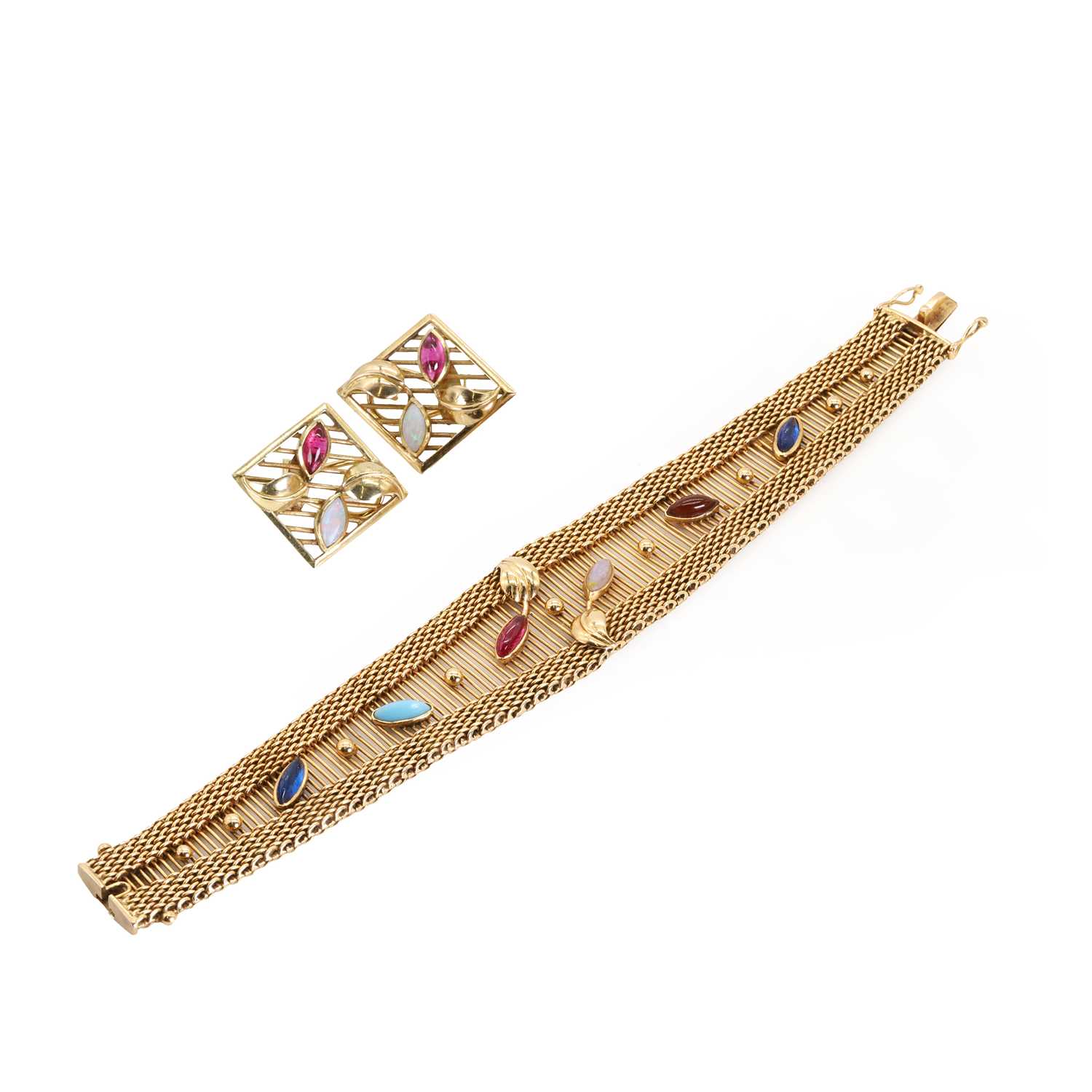 Lot 101 - A gold gemstone set mesh bracelet and earring suite