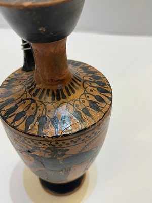 Lot 99 - An Attic black-figured lekythos attributed to the Class of Athens 581