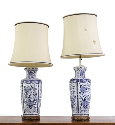 Lot 186 - A pair of Chinese vase table lamps