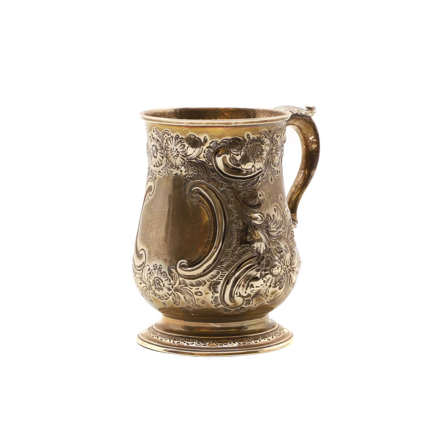 Lot 2 - A George III silver mug