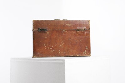 Lot 424 - A canteen of gilt copper flatware