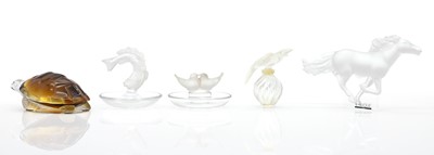 Lot 198 - A collection of Lalique glass items