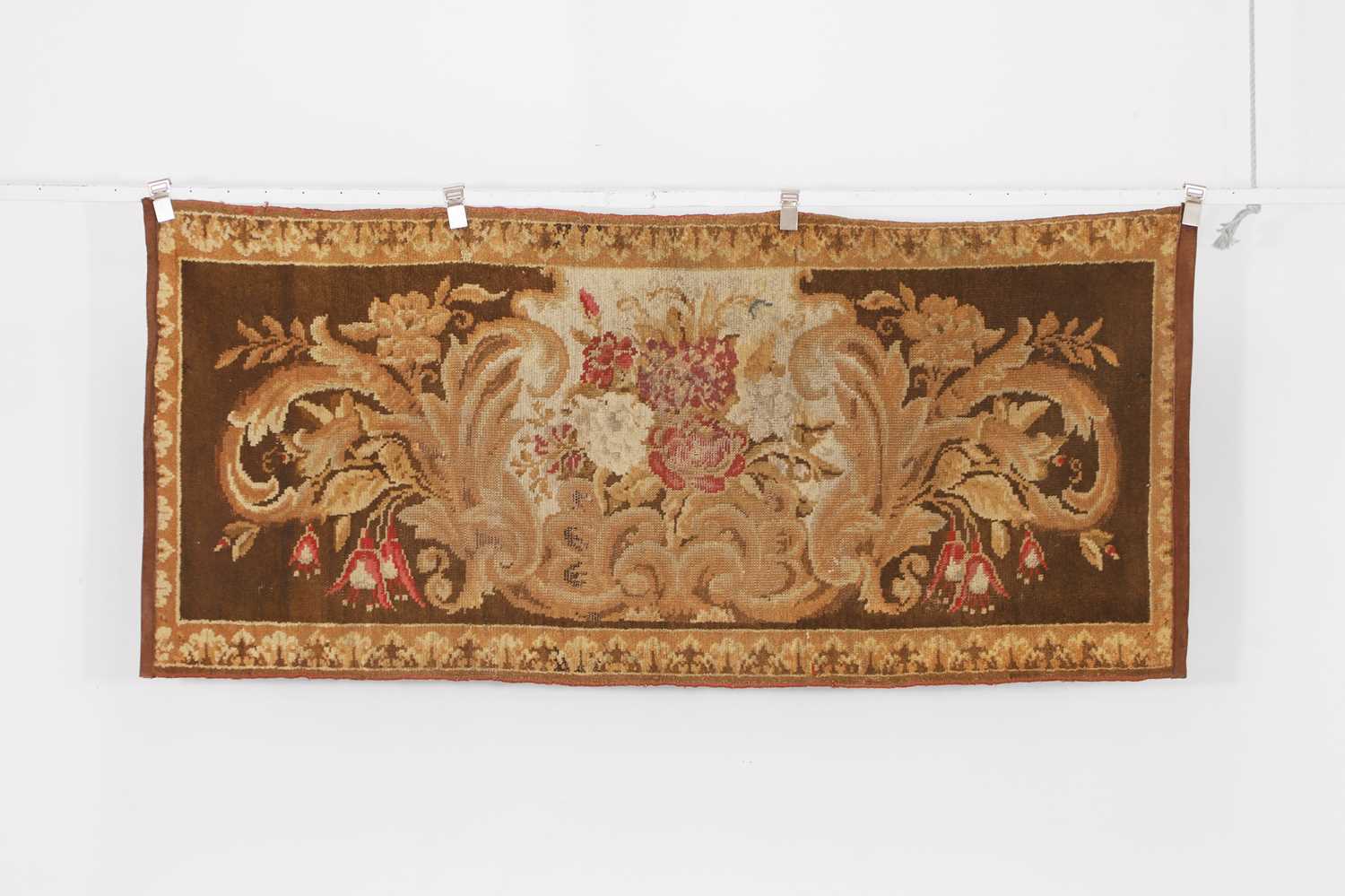 Lot 440 - A Savonnerie wool rug