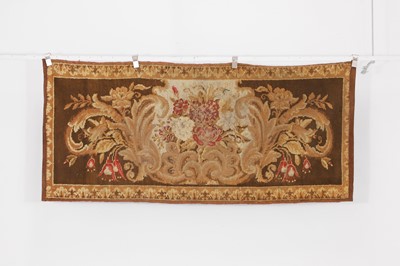 Lot 440 - A Savonnerie wool rug