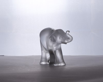 Lot 260 - A Lalique glass 'Timora' elephant