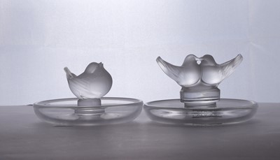 Lot 197 - A Lalique glass 'deux colombes' cendrier