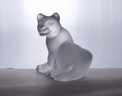 Lot 201 - A Lalique glass 'Simba' lioness