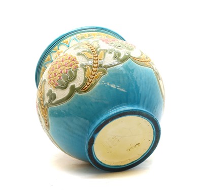 Lot 210 - A Burmantofts faience jardiniere