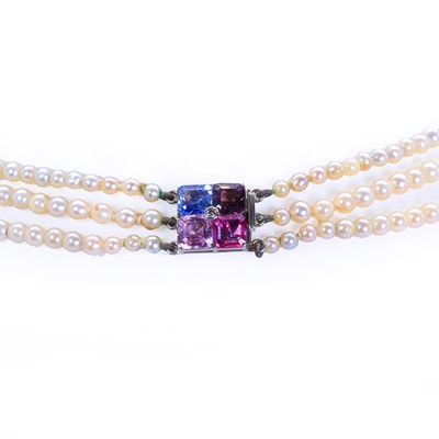 Lot 212 - A three row cultured pearl necklace