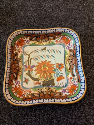 Lot 221 - A Minton pottery Imari tea service