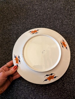 Lot 221 - A Minton pottery Imari tea service