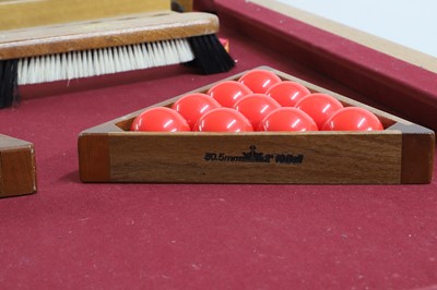 Lot 558 - A Hamilton 'Buchanan' three quarter size oak snooker or dining table