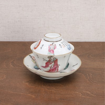Lot 253 - A Chinese famille rose saucer