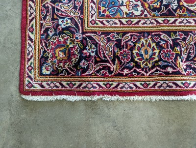 Lot 434 - A Kasham rug