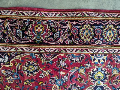 Lot 434 - A Kasham rug