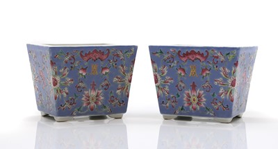 Lot 161 - A pair of Chinese famille rose jardinières