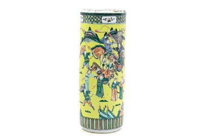 Lot 221 - A Chinese famille verte umbrella stand