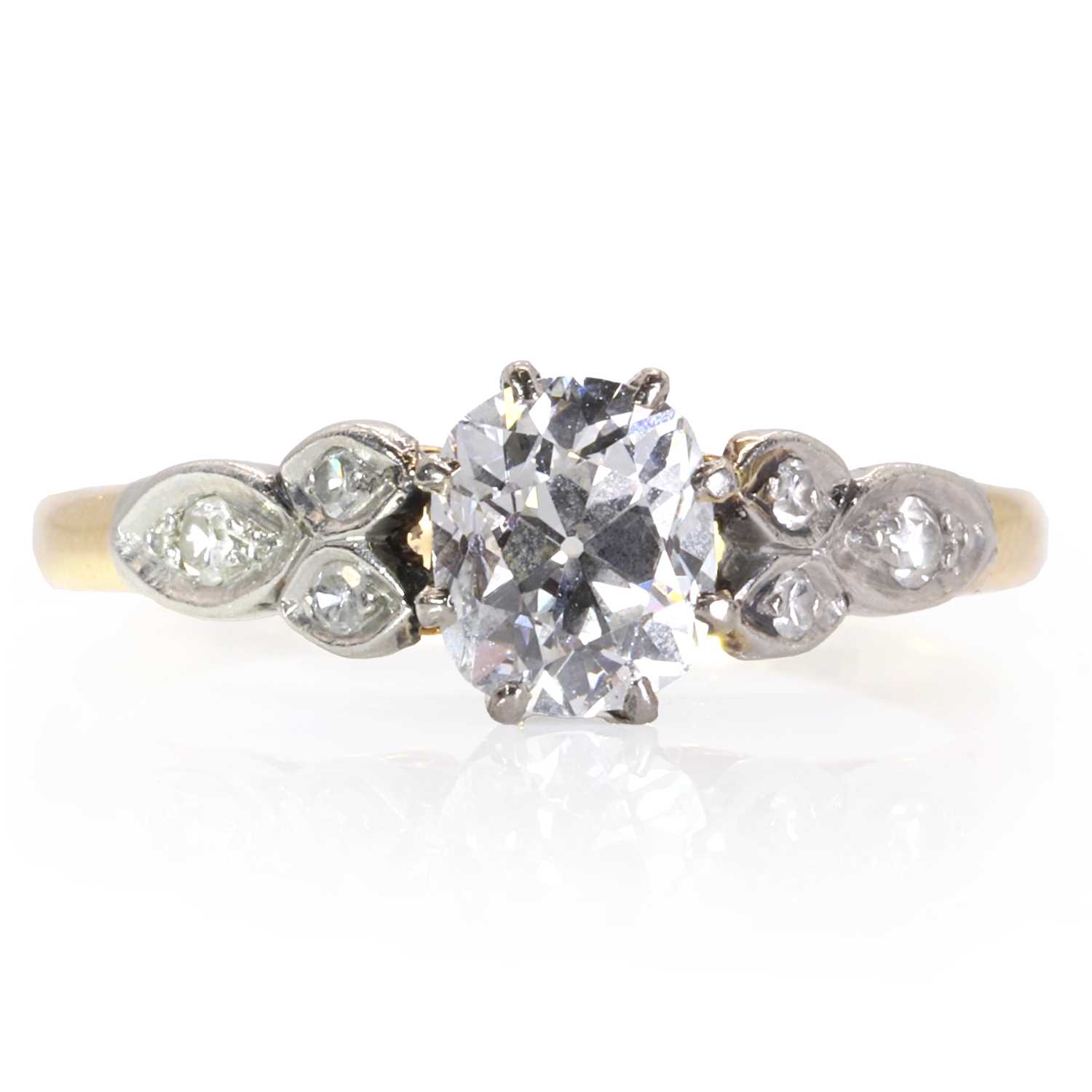 Lot 80 - A single stone diamond ring, c.1950