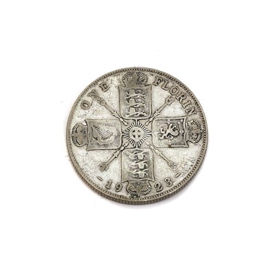 Lot 77 - A collection of silver and base metal coins