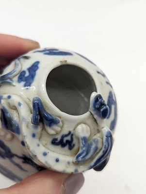 Lot 185 - A collection of Chinese porcelain