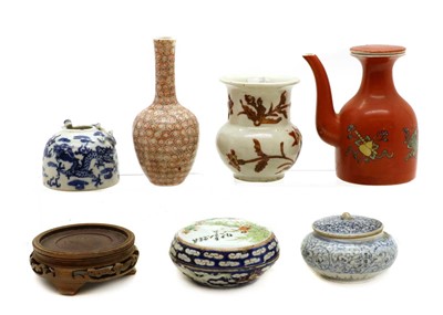 Lot 185 - A collection of Chinese porcelain