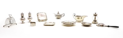 Lot 70 - A collection of silver items
