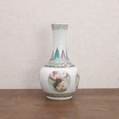 Lot 96 - A Chinese famille rose vase