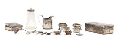 Lot 50 - A group of silver items
