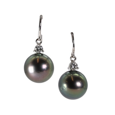 Lot 147 - A pair of Tahitian pearl and diamond drop earrings