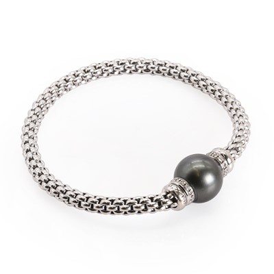 Lot 148 - An 18ct white gold Tahitian pearl and diamond 'Flex'it' bracelet, by Fope