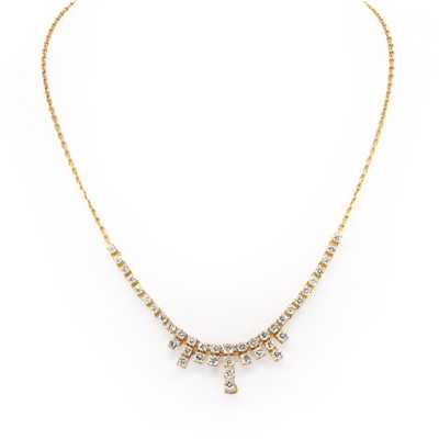 Lot 117 - A diamond fringe necklace