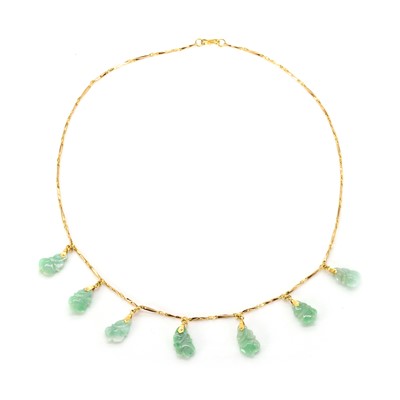 Lot 138 - A jade fringe necklace