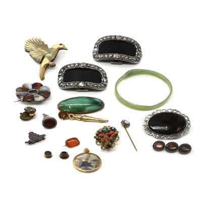 Lot 314 - A group of antique and later jewellery