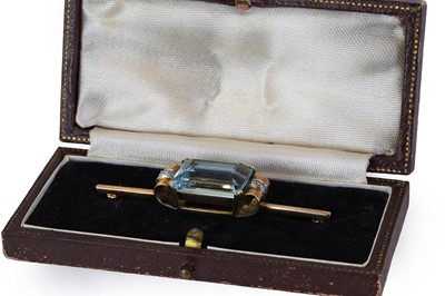 Lot 94 - An aquamarine and diamond bar brooch, c.1940-1950