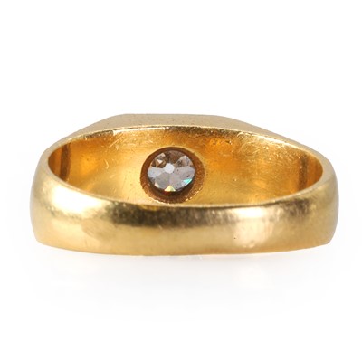 Lot 108 - An 18ct gold single stone diamond ring, c.1978