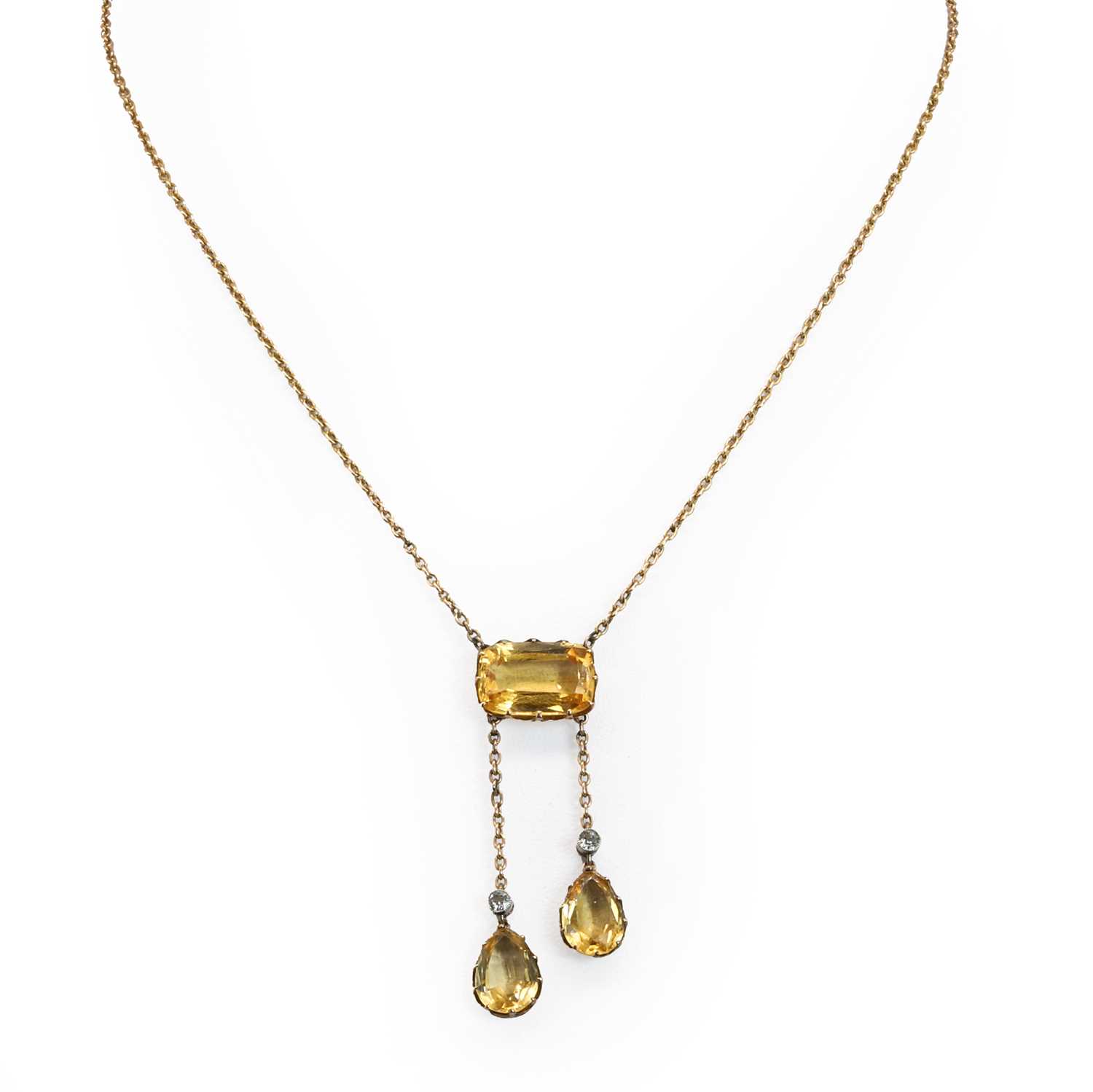 Lot 40 - An Edwardian yellow topaz and diamond negligee necklace