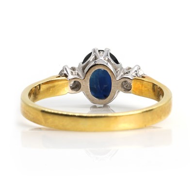 Lot 111 - An 18ct gold sapphire and diamond ring
