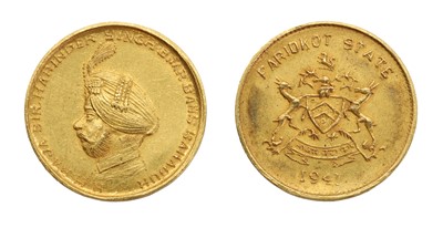 Lot 114 - Coins, India Princely-States, Faridkot, 1/3 Mohur Nazarana