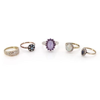 Lot 286 - A group of silver and gold gem set rings