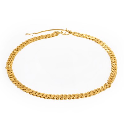 Lot 207 - A textured gold choker necklace