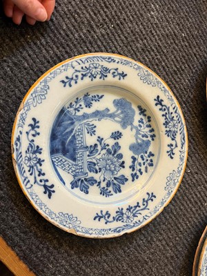 Lot 250 - A group of five English Delft pottery plates